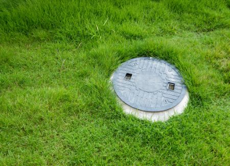 Acreage home inspection Edmonton – septic tank access